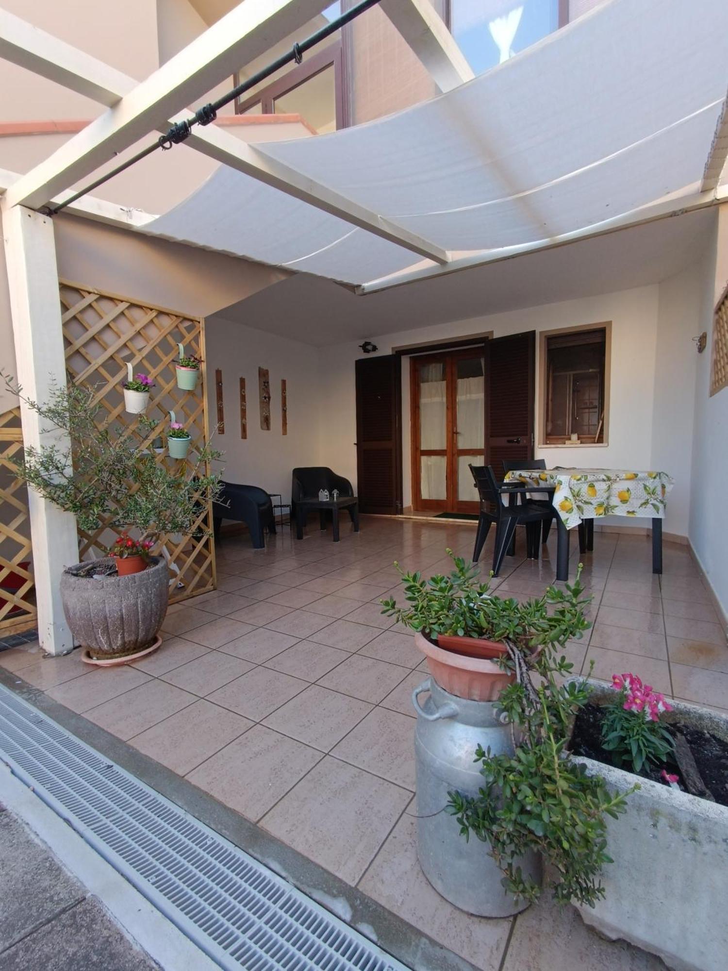 Villa Da Francesca Palmadula Exterior foto